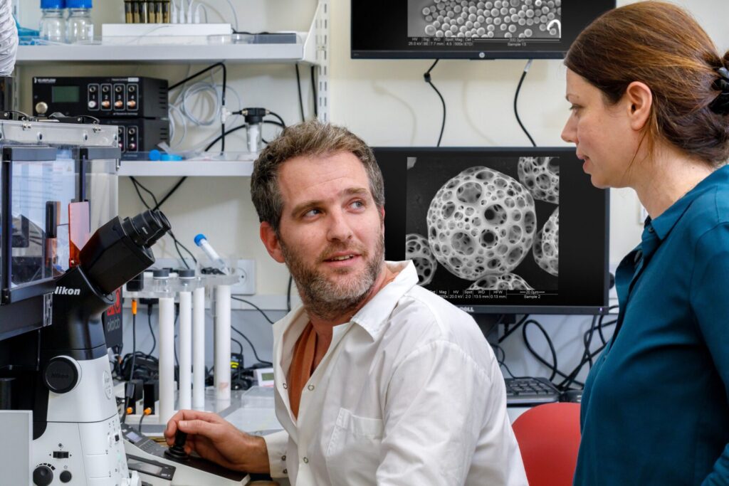 yoel goldstein and ofra benny in the lab